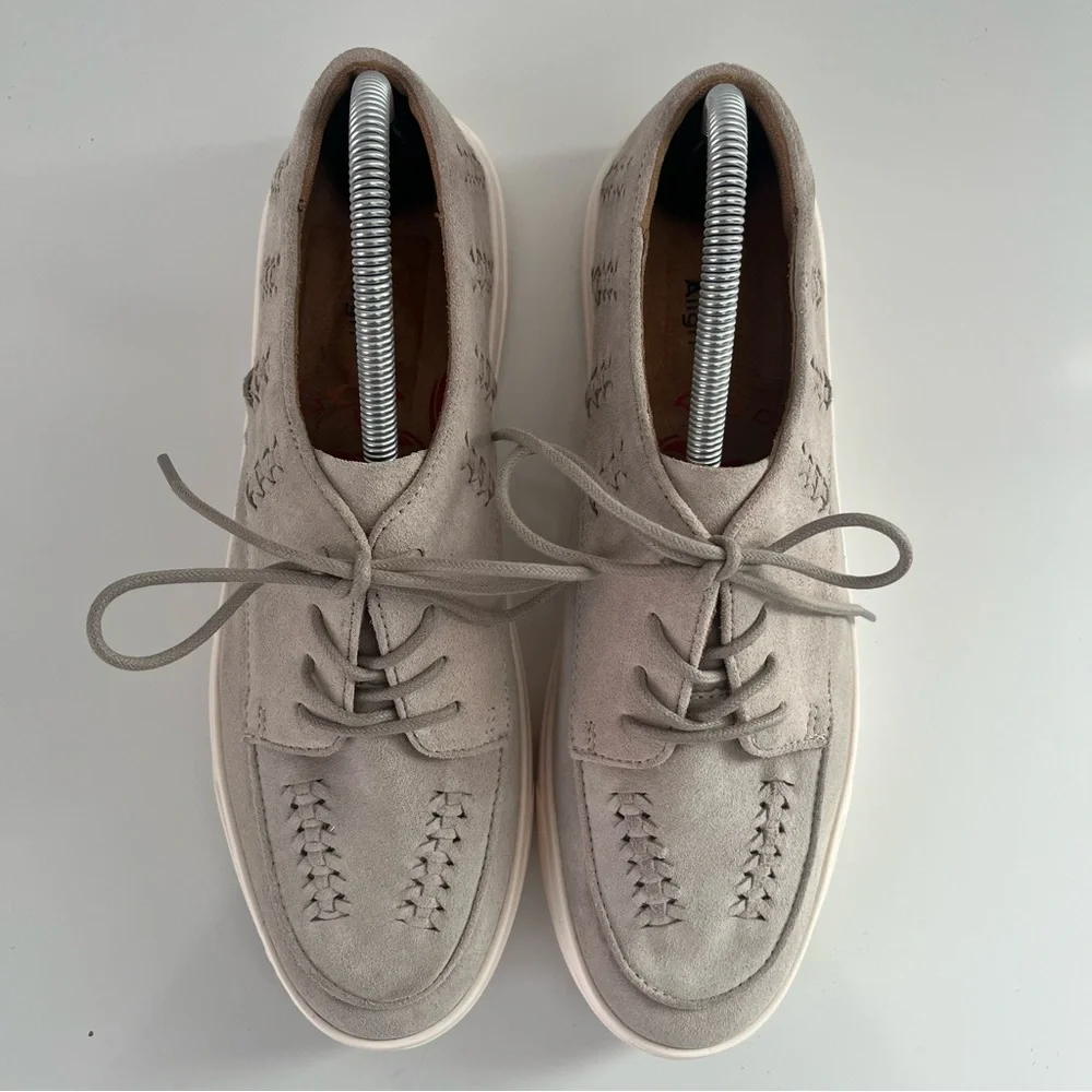 COMFORTIVA Thayer Apron Toe Leather Sneaker In Natural NEW